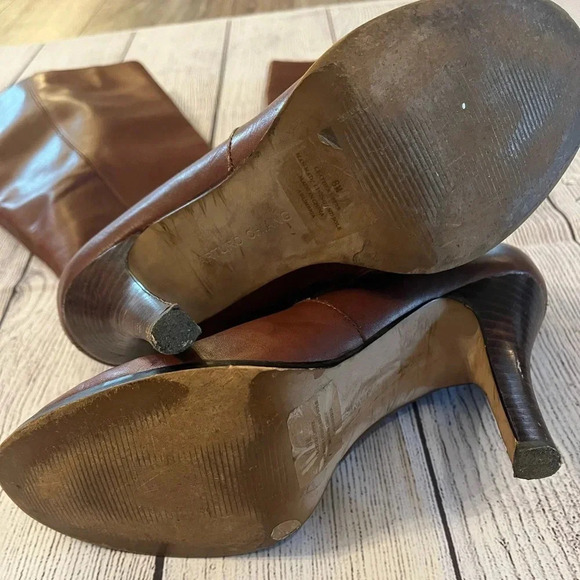 Arturo Chiang Chestnut Heeled Boots - Picture 10 of 11